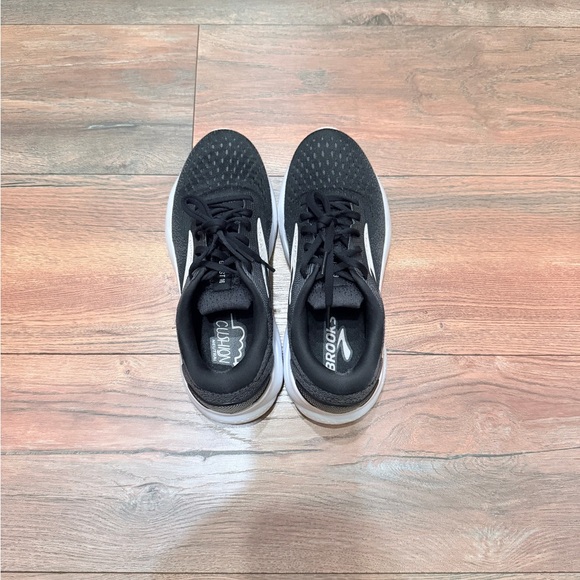 Brooks Women's Ghost 16 8.5 Medium Black/White/Orchid Ice - Picture 3 of 11